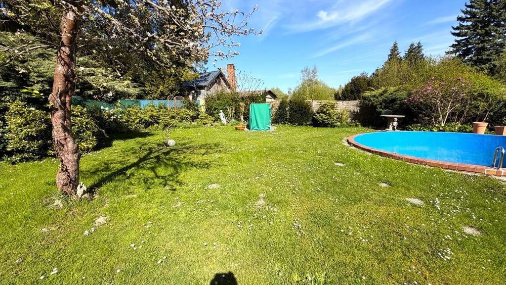 Immobilie in Erlau - Einfamilienhaus mit Pool in ruhiger grüner Lage - Bild 1