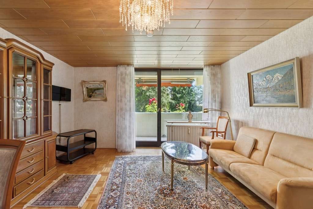 Immobilie in Neuburg an der Donau - Bezugsfreie 2-Zimmer-Wohnung mit überdachtem Balkon, Stellplatz und viel Gestaltungsspielraum - Bild 1