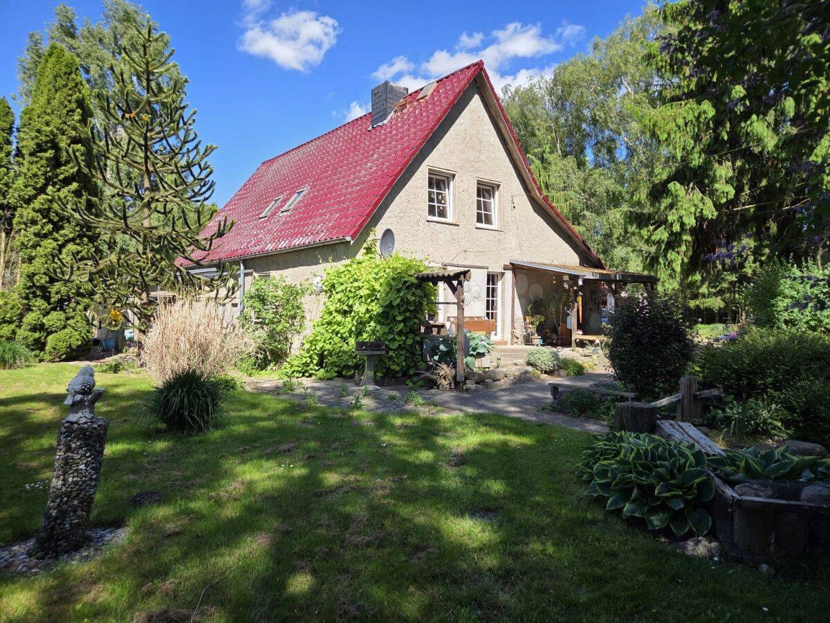 Immobilie in Blesewitz - EINFAMILIENHAUS AUF TOP -  GRUNDSTÜCK, GARTENTEICH, WIESE, GARTEN - (KLEIN)TIERHALTUNG  mgl. - Bild 0