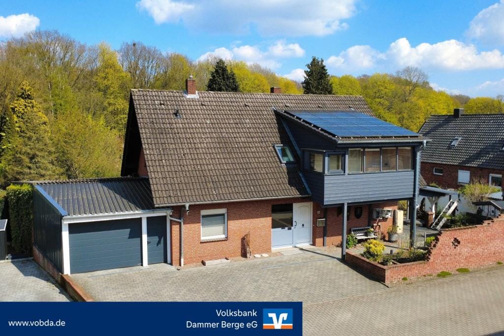 Immobilie in Damme - Provisionsfrei für den Käufer: Einziehen und wohlfühlen - Familienparadies mit Einliegerwohnung - Bild 0