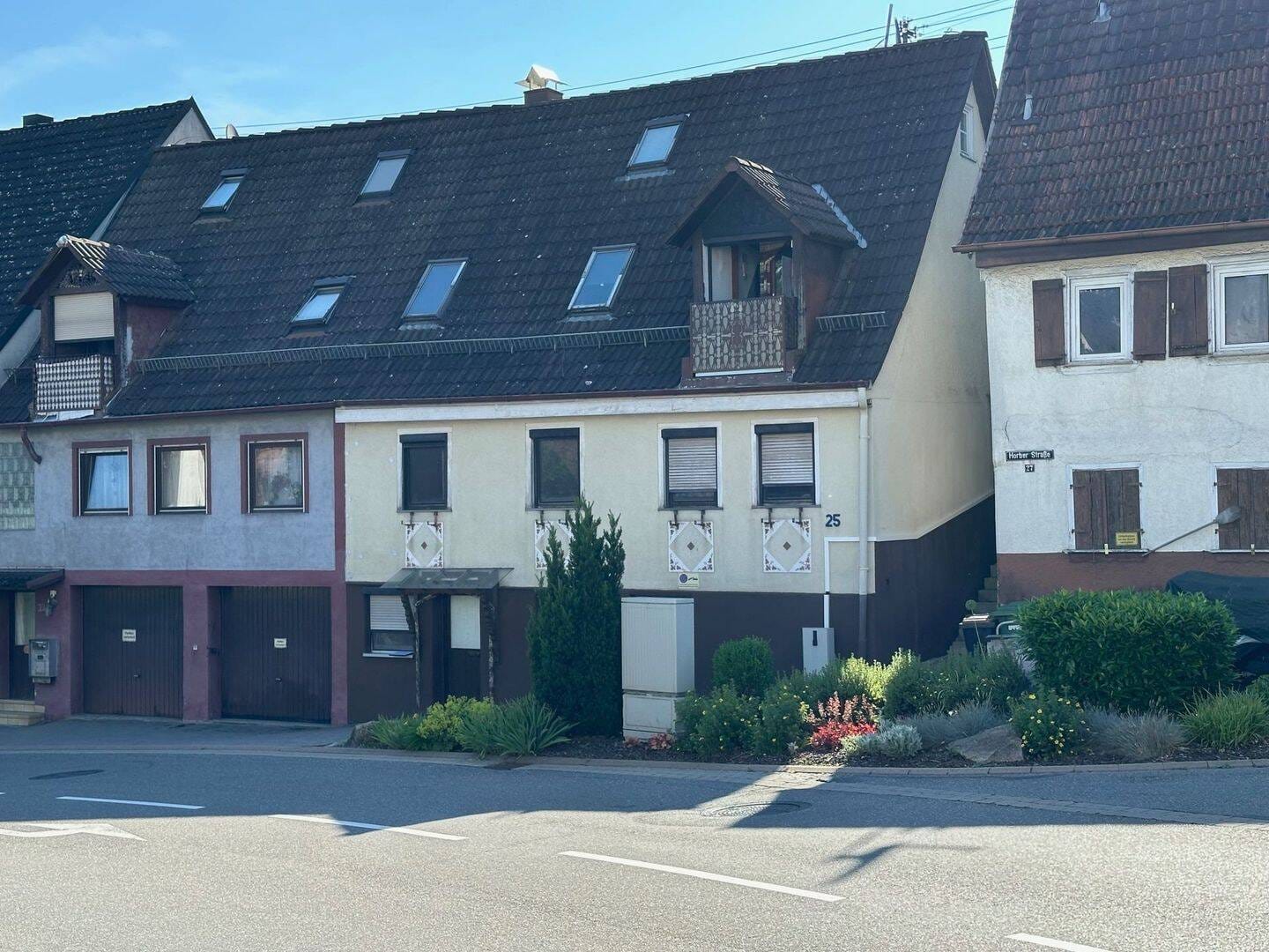Immobilie in Haiterbach - Familienfreundliches Mehrfamilienhaus mit Terrasse in Haiterbach - Bild 0