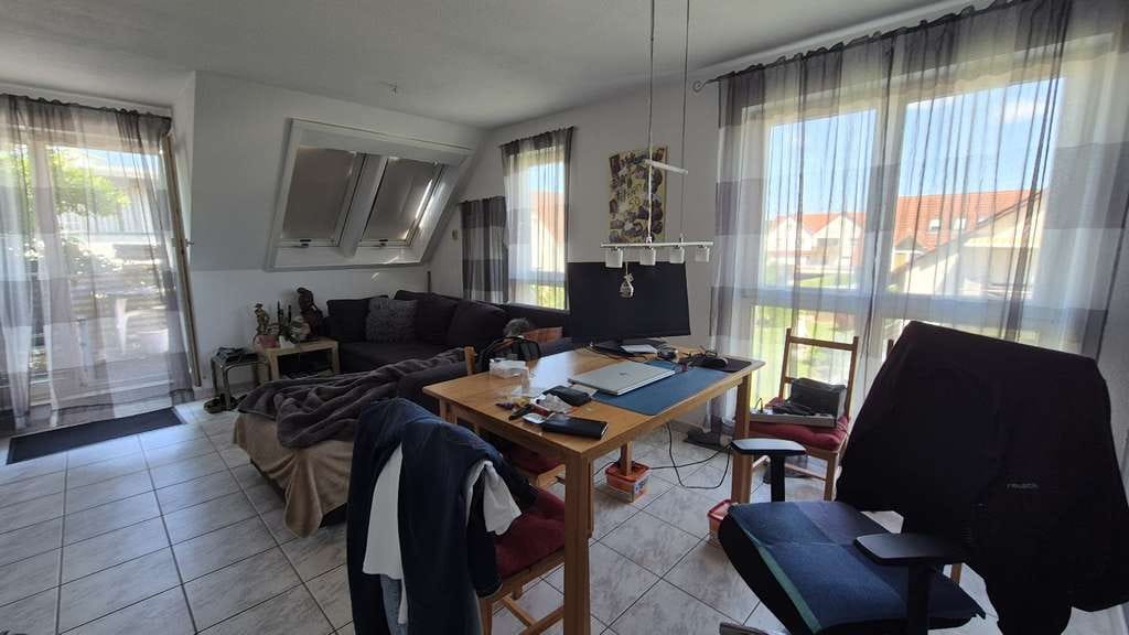 Immobilie in Kirchentellinsfurt - Helle 3-Zimmerwohnung mit sonnigem Balkon und eigener Garagenbox - Bild 1