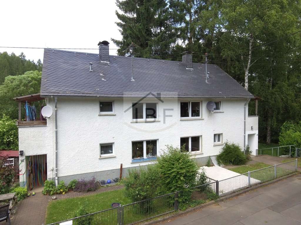 Immobilie in Burbach - Vielseitiges Doppelhaus – Ideal für Familien oder zur Kapitalanlage - Bild 2