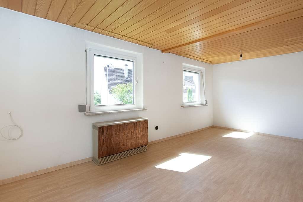 Immobilie in Winterlingen - Ihr Start ins Eigenheim • gemütliches Zuhause mit Garten und viel Potenzial für Ihre Wohnträume - Bild 1