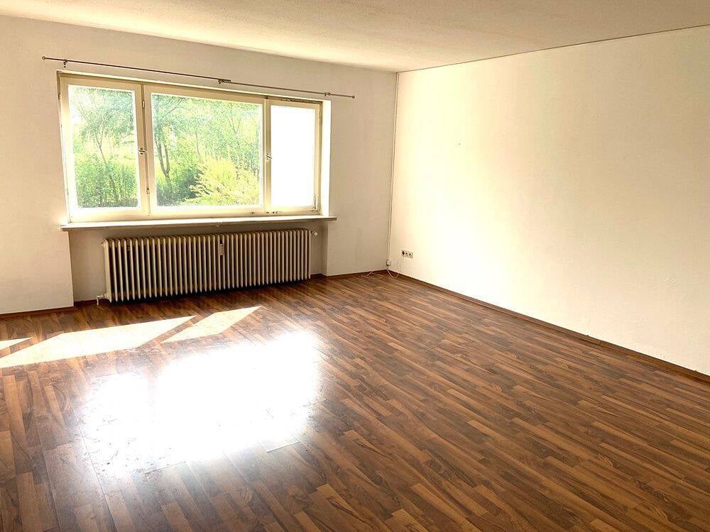 Immobilie in Schmidmühlen - Erdgeschoß-ETW mit Balkon, Gartenanteil und Garage in einem 3-Fam.-Wohnhaus - Bild 3