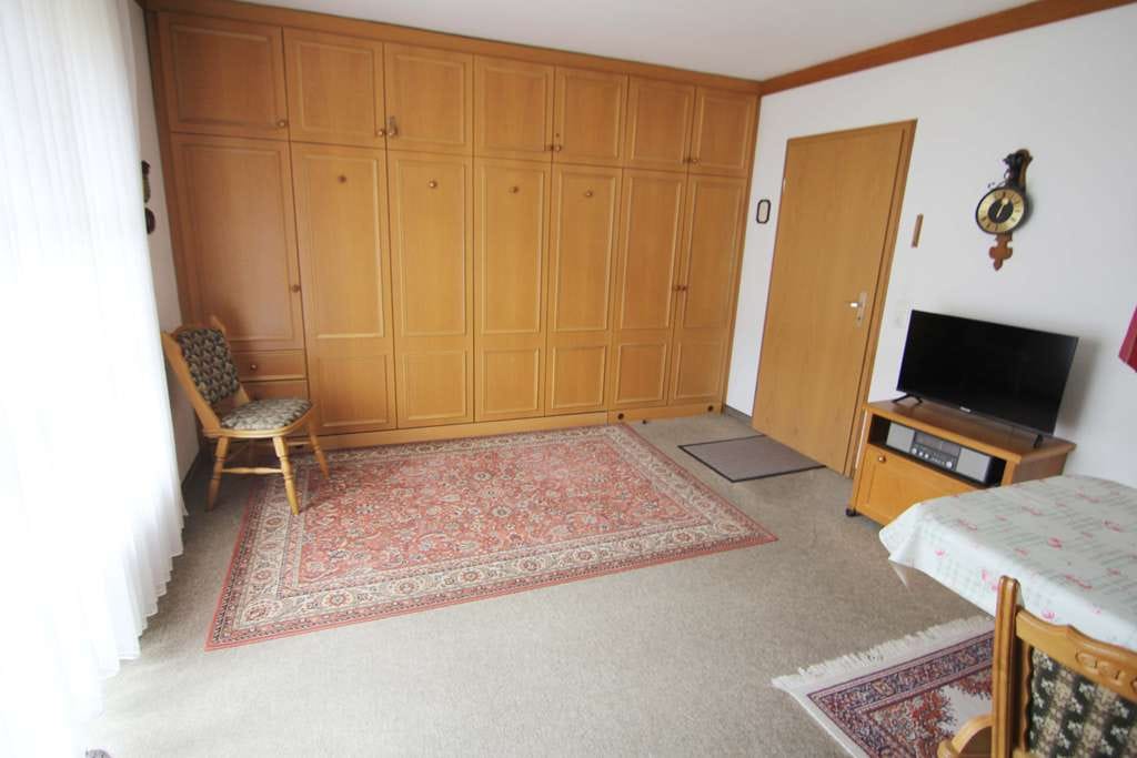 Immobilie in Kirchham - Gemütliches 1-Zimmer-Apartment mit Südbalkon in Kirchham - Bild 3