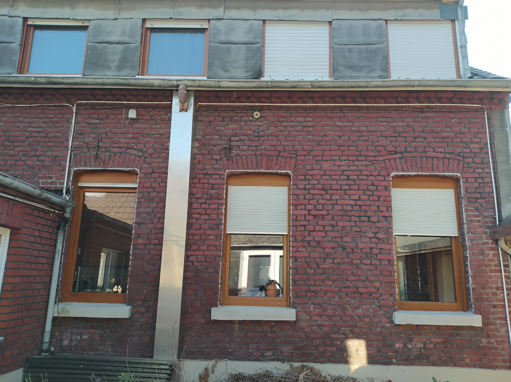 Immobilie in Grefrath - Solides großzügiges Wohnhaus mit Garten, Werkstatt, neuer Heizung in Grefrath - Bild 2