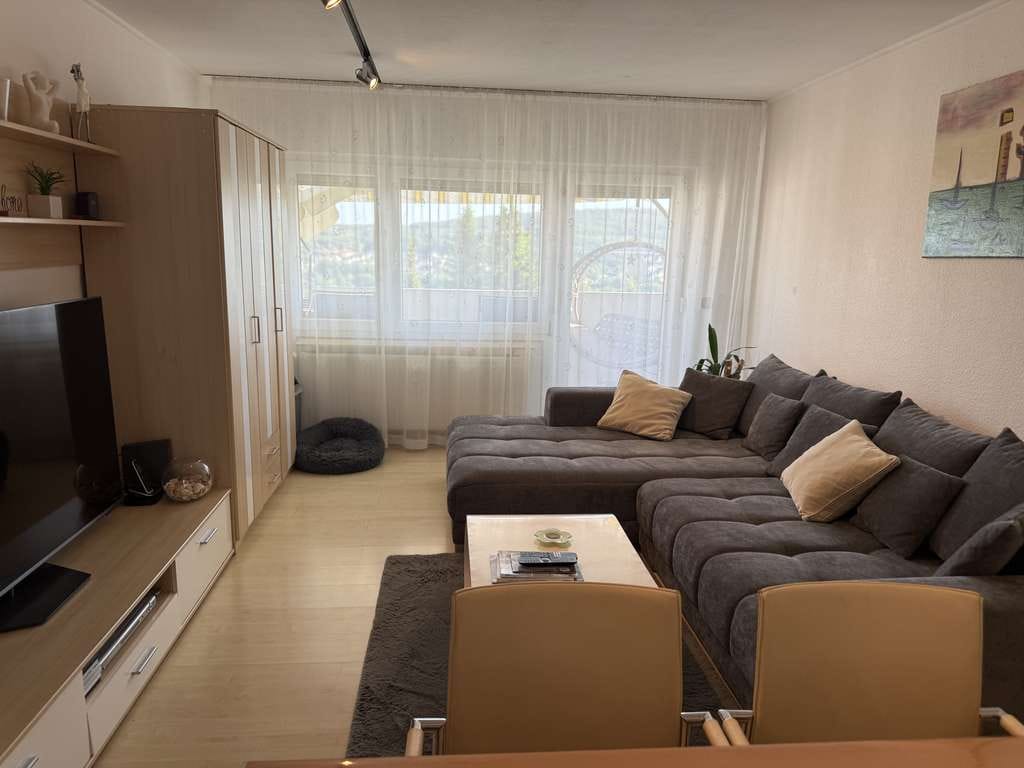 Immobilie in Niedernhausen - * Attraktive 4 Zimmer Wohnung in Niedernhausen..... - Bild 1