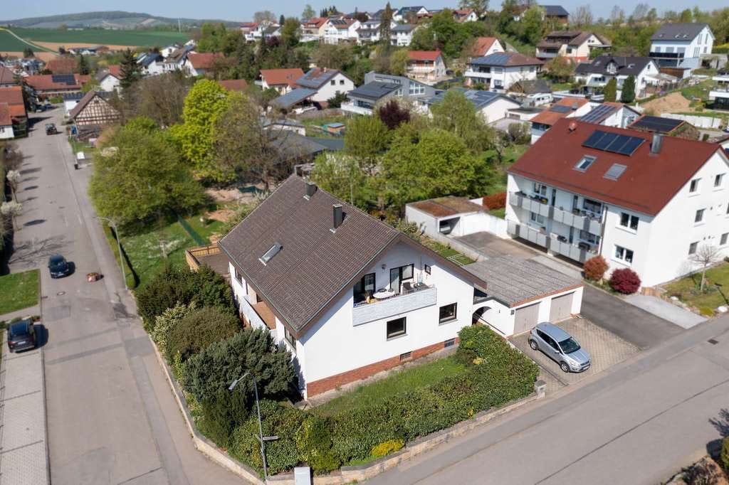 Immobilie in Bretzfeld - Gepflegtes Vierfamilienhaus in guter Lage von Bitzfeld! - Bild 1