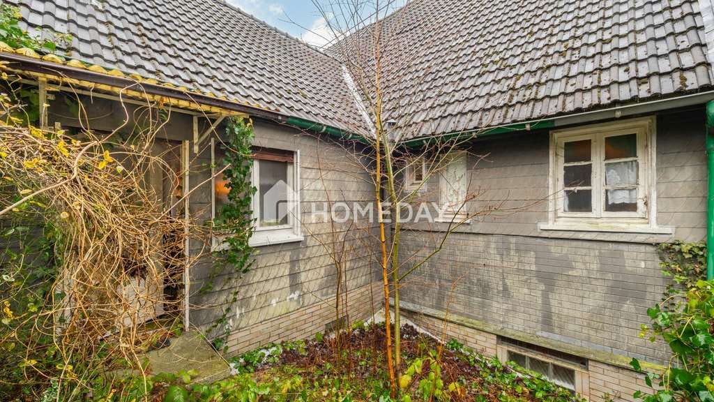 Immobilie in Gummersbach - Raum für Ihr neues Kapitel: Familienfreundliches Zuhause mit Entwicklungspotenzial in Gummersbach - Bild 2