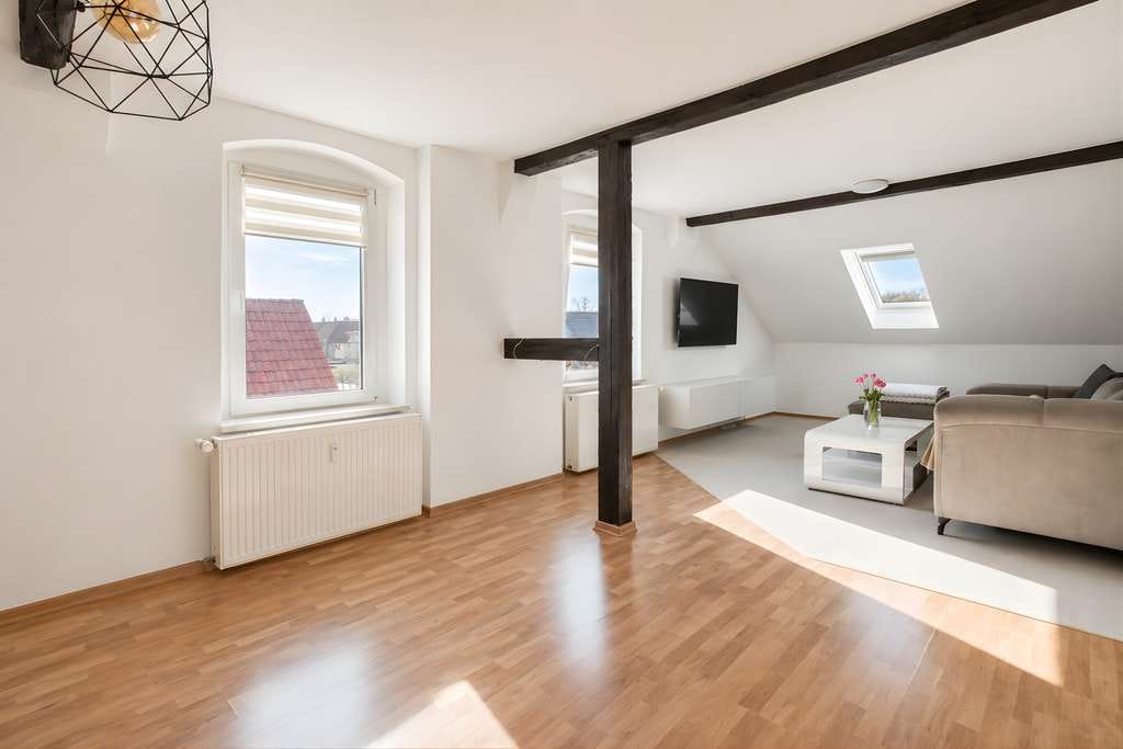 Immobilie in Hedersleben - Gepflegtes Mehrfamilienhaus mit drei Wohneinheiten und großzügigem Nebengebäude in Hedersleben - Bild 3