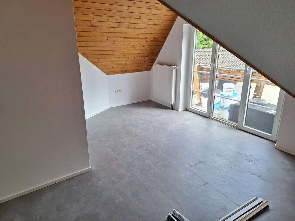 Immobilie in Günzburg - Wohnhaus mit 2 Einheiten in Günzburg | bis ca. 3.500 € KM möglich | ca. 7,5 % Renditepotenzial - Bild 1