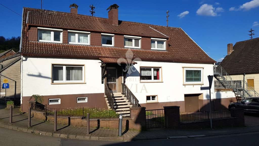 Immobilie in Altenkirchen - Attraktive Kapitalanlage - Historisches Wohnhaus mit über 7?% Rendite - Bild 1