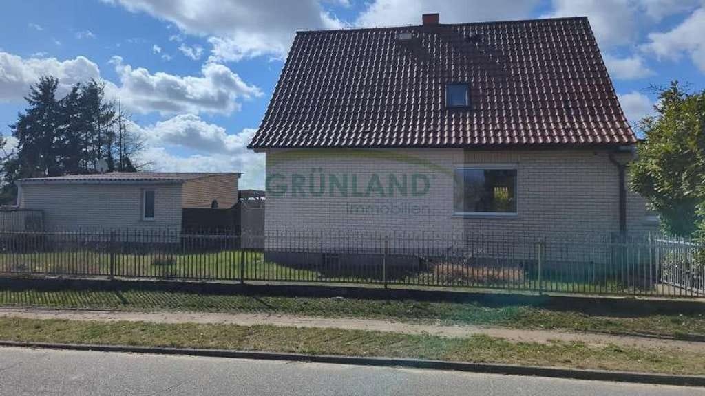 Immobilie in Fünfseen - *Einfamilienhaus zum Wohlfühlen und unweit vom See * - Bild 3