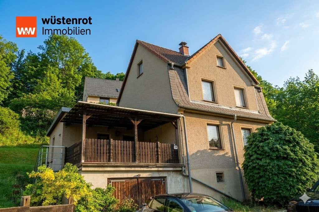 Immobilie in Leisnig - Großes Familienhaus in ruhiger grüner Sackgassenlage mit Terrasse, Pool & viel Potential - Bild 0