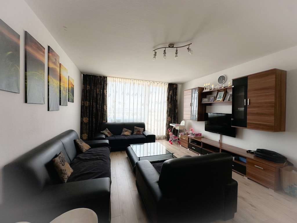 Immobilie in Köln - 4-Zimmer Kapitalanlage mit großer Dachterrasse - Bild 1