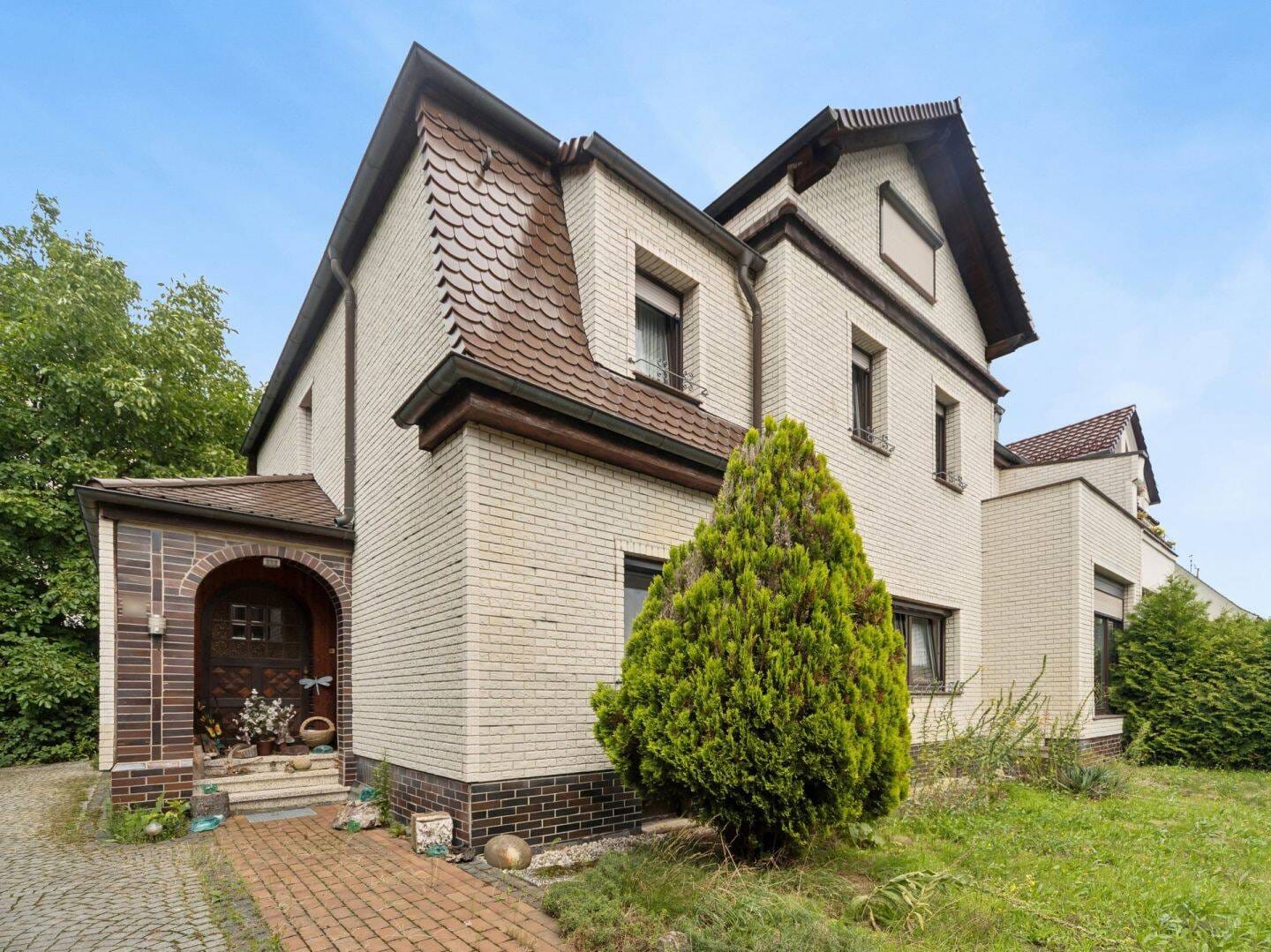 Immobilie in Torgau - Torgau - schönes Mehrparteienhaus mit 3 Einheiten und schönem Garten - attraktiv auch für Familien - Bild 0