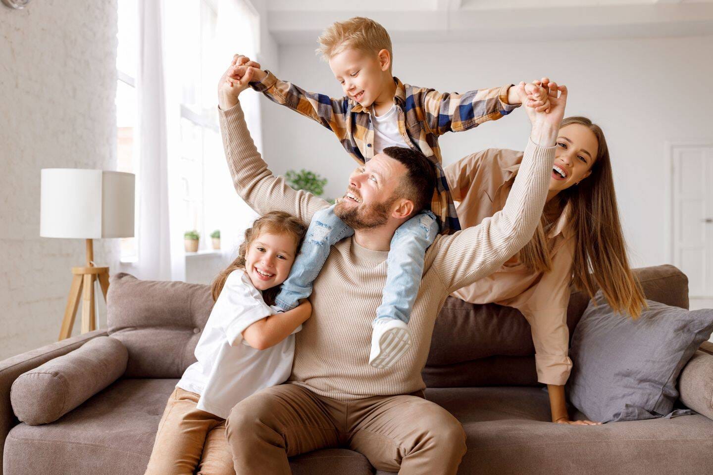 Immobilie in Unterdießen - NEUBAU Ihr neues Familiennest mit 6-Zimmern mit Grundstück am Feldrand  - Bild 1