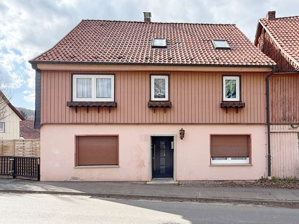 Immobilie in Katlenburg-Lindau - Großes Mehrgenerationenhaus mit vielseitigen Nutzungsmöglichkeiten in Katlenburg-Lindau - Bild 0