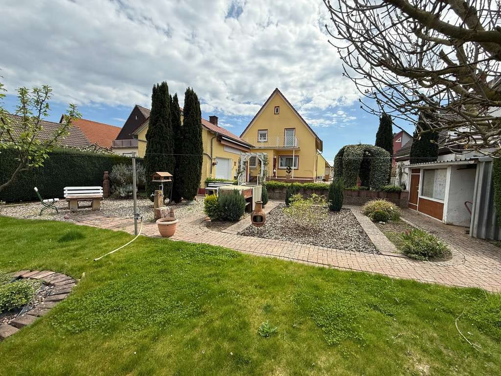 Immobilie in Hördt - Schön gelegenes Einfamilienhaus mit viel Potenzial - Feldrand - Bild 0