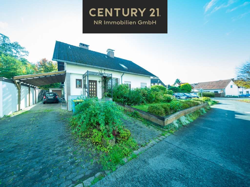 Immobilie in Herzberg am Harz - Traumhaftes Zweifamilienhaus in sehr beliebter Wohngegend von Herzberg am Harz zum Schnäppchen - Bild 0