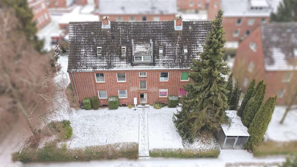 Immobilie in Stade - Lukrative Kapitalanlage - Mehrfamilienhaus mit 6 Wohneinheiten in Stade - Bild 2