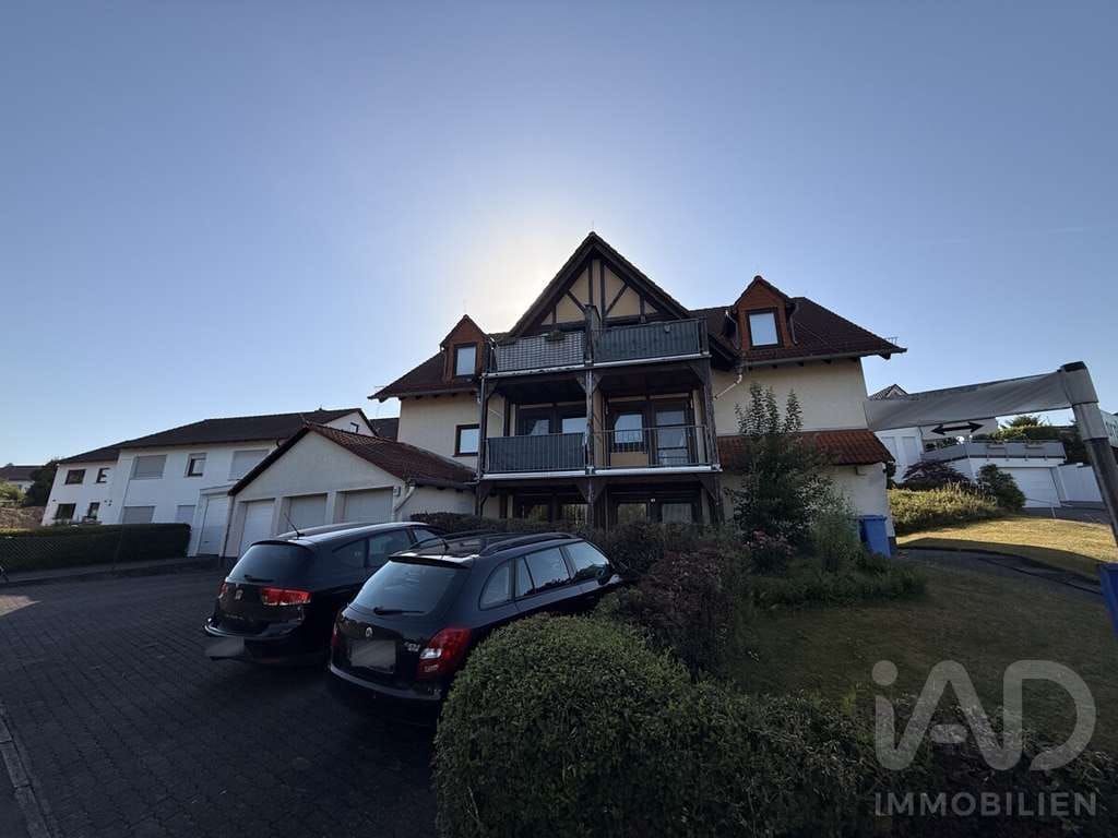 Immobilie in Lohra - Vermietete 3-Zi-DG-Wohnung in Lohra: ca. 75m² Wohnfläche, Süd-Balkon & zwei Stellplätzen - Bild 0