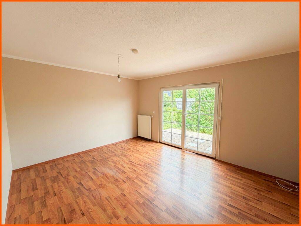 Immobilie in Weinsheim - Licht, Platz und Privatsphäre auf traumhaften Grundstück, 155m² Wfl. für Familie, Homeoffice und Entspannen - Bild 3