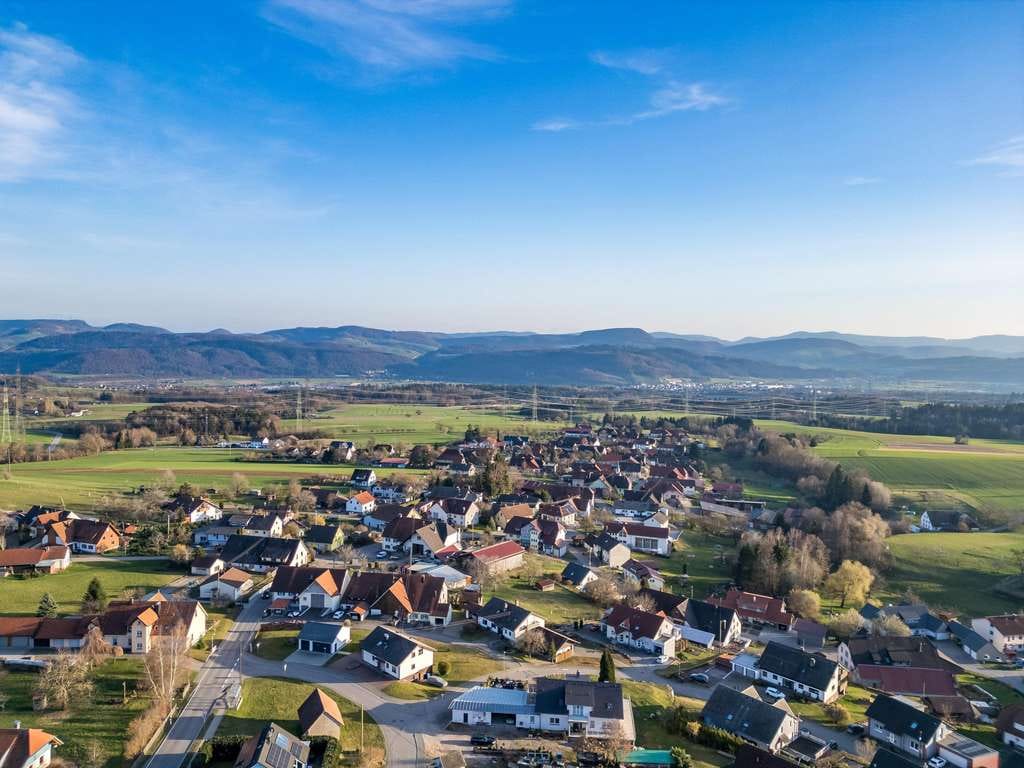 Immobilie in Laufenburg (Baden) - Einzigartiges Wohnerlebnis mit Alpenpanorama in Rotzel - Bild 3