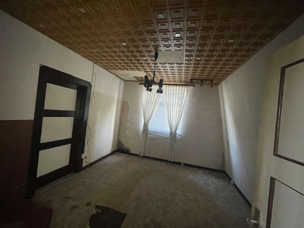 Immobilie in Marl - Viel Platz , großes Grundstück und das Haus quasi kostenfrei ! Keine schlechte Idee für Handwerker - Bild 2