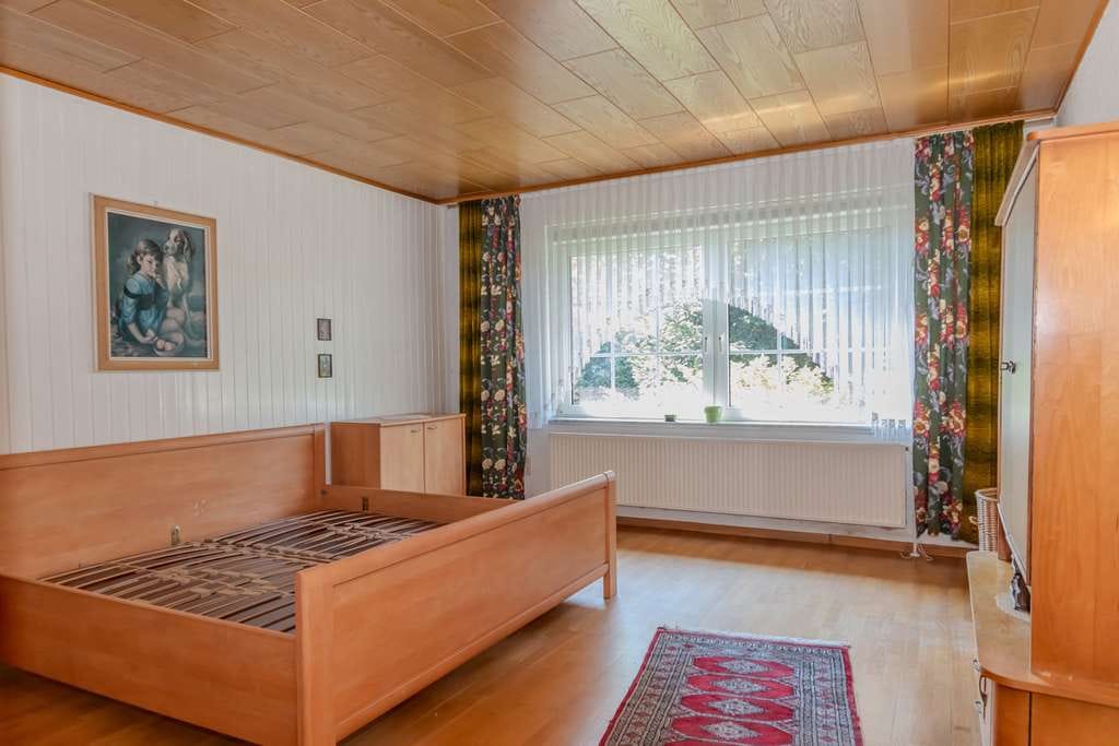 Immobilie in Dannenberg - Walmdachbungalow mit Vollkeller und Garage - Bild 4