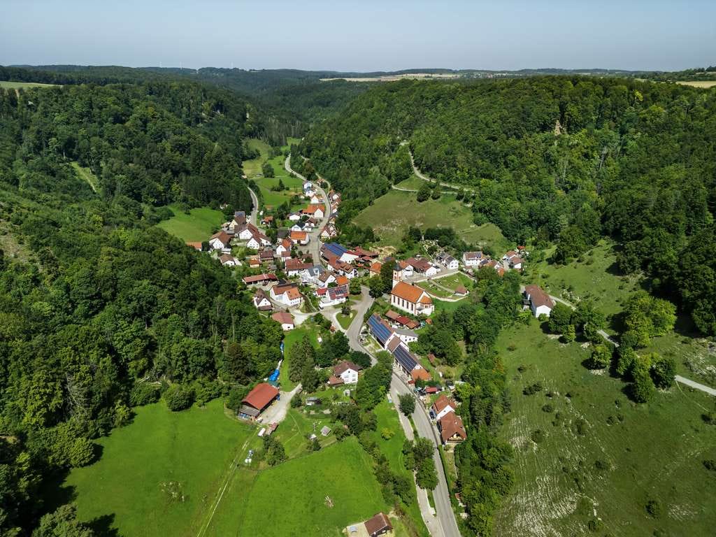 Immobilie in Schelklingen - Natur pur direkt vor der Tür Einfamilienhaus in Schelklingen - Bild 4