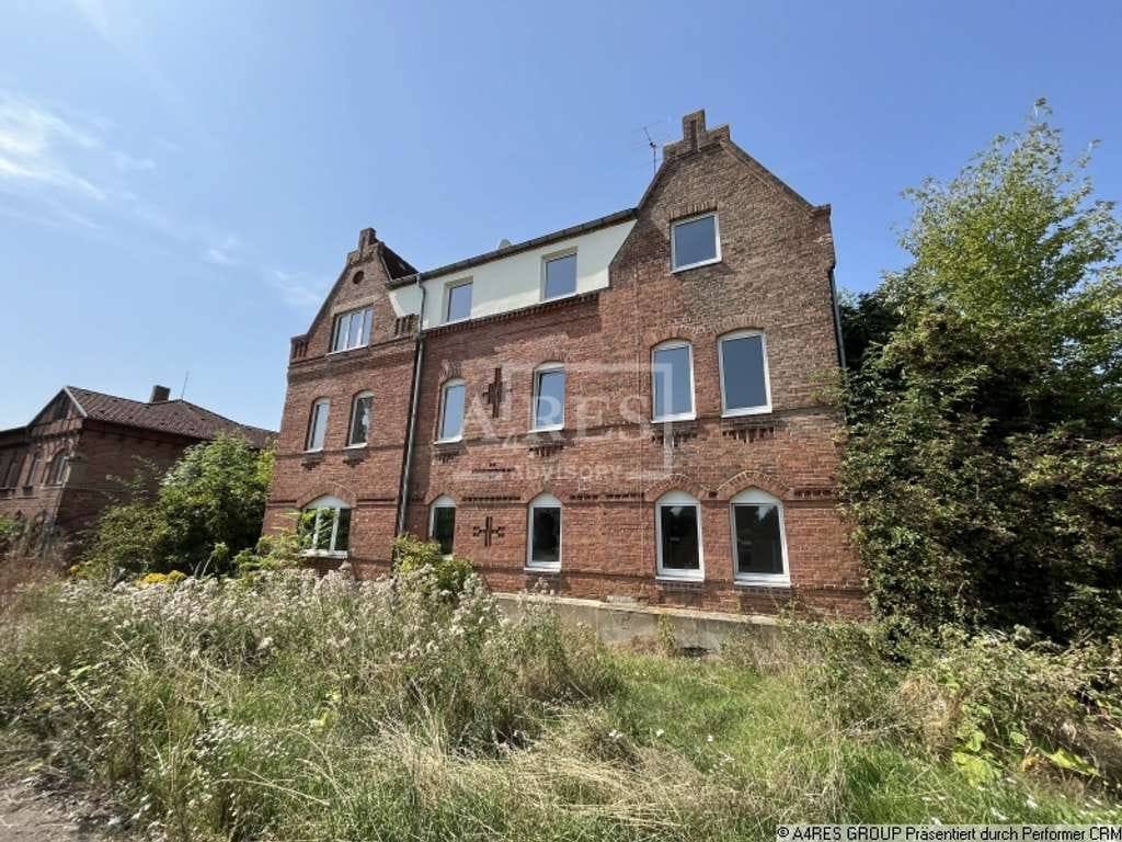 Immobilie in Aschersleben - Mehrfamilienhaus in Aschersleben für nur 315,00EUR/m² - Bild 1