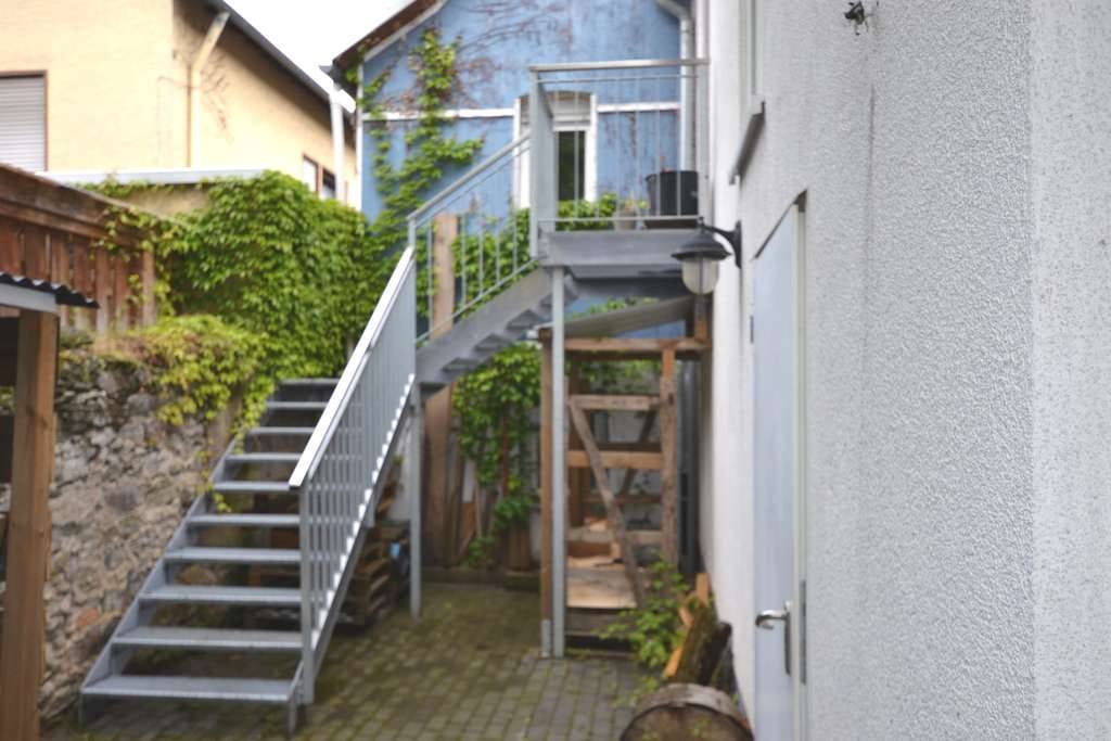 Immobilie in Dachsenhausen - Modernes Wohnhaus inmitten einer Idylle am Rhein - Bild 3
