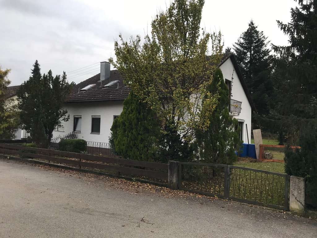Immobilie in Gessertshausen - 2.011 m² Grundstück in Margertshausen – Einfamilienhaus mit Entwicklungspotenzial - Bild 2