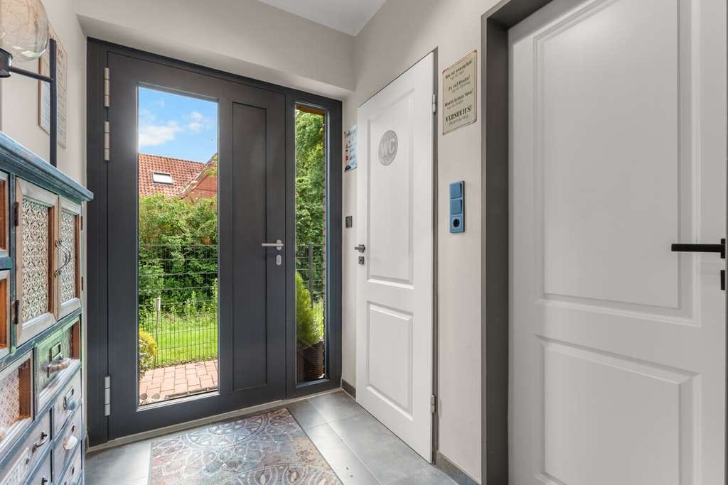 Immobilie in Wirdum - Modernisierter Bungalow mit offenem Wohnkonzept und dem Blick über die Felder Wirdums - Bild 4