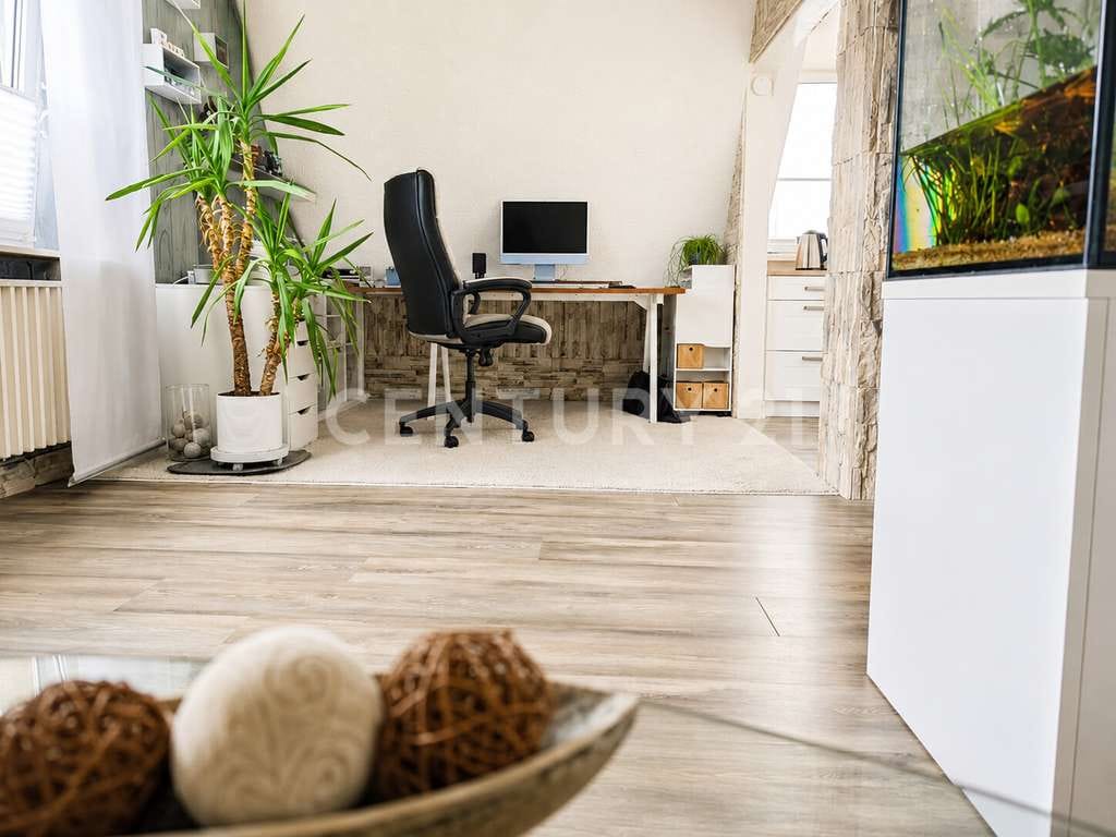 Immobilie in Uelzen - Einziehen und wohlfühlen - schöne Dachgeschosswohnung in beliebter Lage - Bild 2