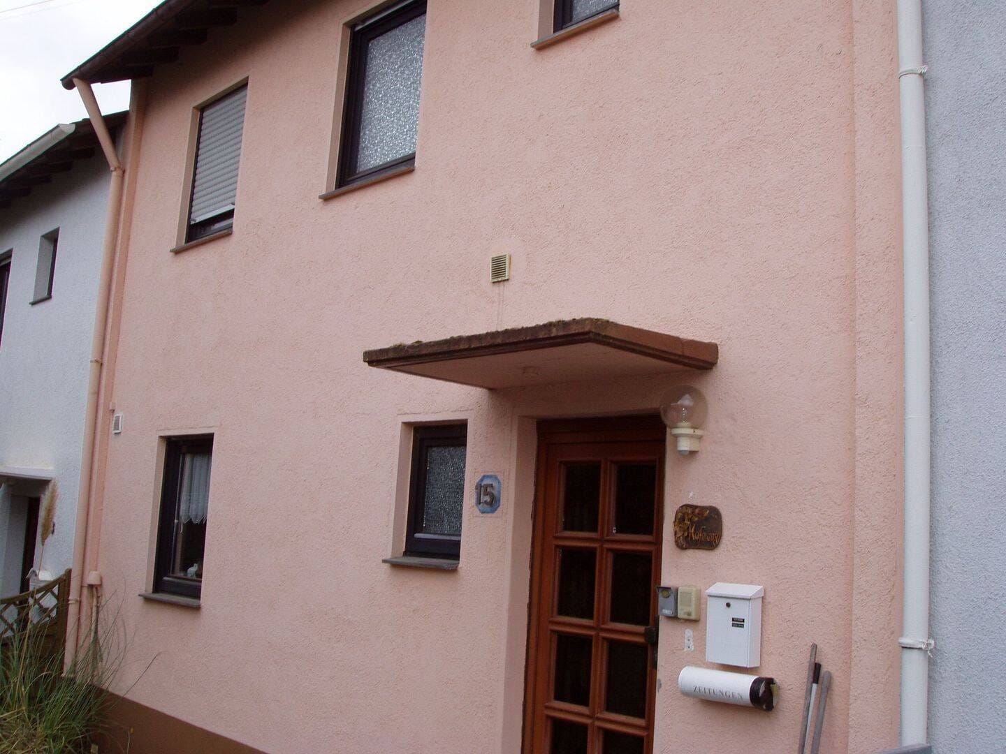 Immobilie in Marnheim -  Wohnhaus mit Garage und Garten  67297 Marnheim / Pfalz, Gelegenheit, statt Miete zahlen, Eigentümer werden.  - Bild 3