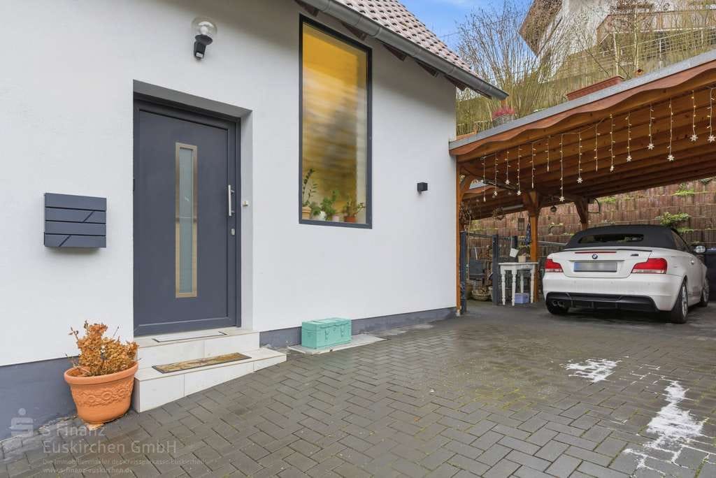 Immobilie in Ahrbrück - Ahrbrück: modernisierte Doppelhaushälfte mit Carport und kleinem Garten! 360° Begehung - Bild 3