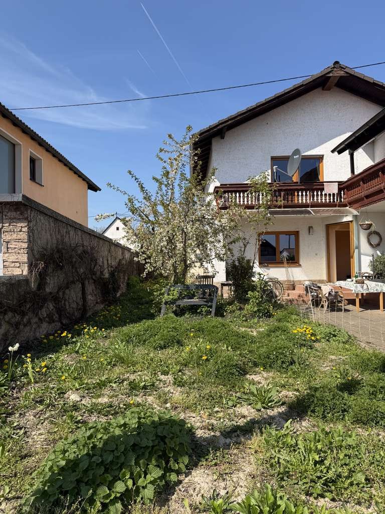 Immobilie in Alsheim - Charmantes Einfamilienhaus mit Balkon, Terrasse und Garten in ruhiger Lage - Bild 0