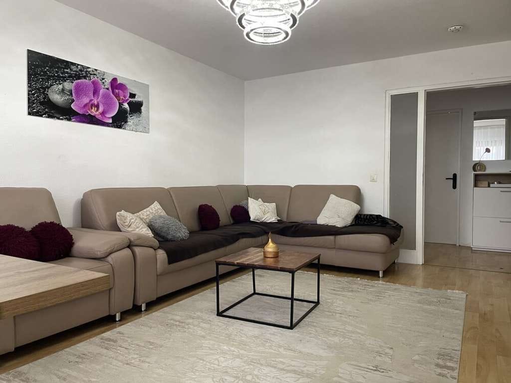 Immobilie in Erdmannhausen - Kapitalanlage mit ca. 3,8% Rendite: Helle 4-Zimmerwohnung mit Balkon und Stellplatz in S-Bahn-Nähe - Bild 2
