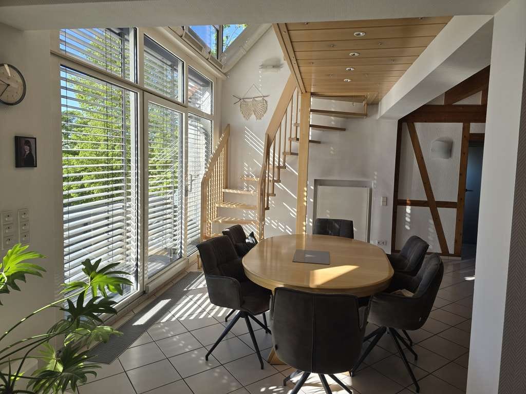 Immobilie in Talheim - Großzügige 6,5-Zimmer-Wohnung in Talheim mit toller Aussicht! - Bild 4
