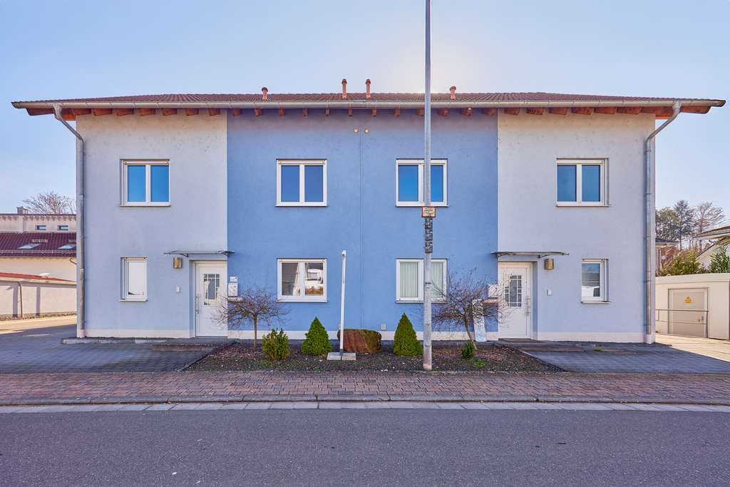 Immobilie in Weilerbach - Neuwertige Doppelhaushälfte in hervorragender Wohnlage! - Bild 0