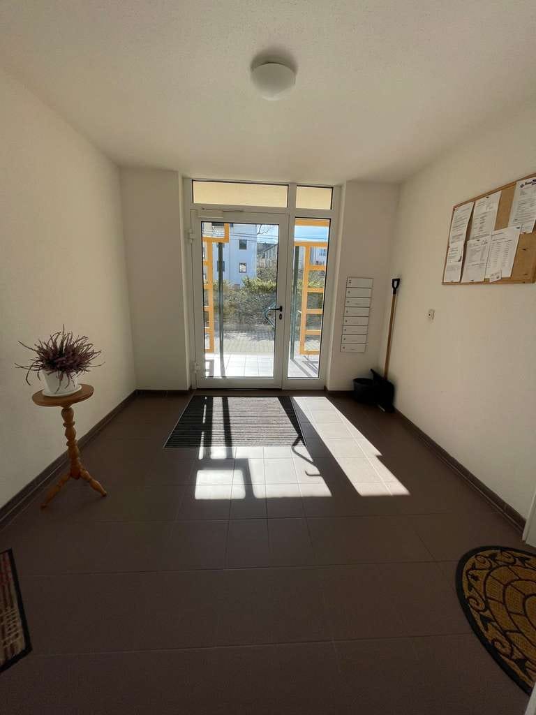 Immobilie in Niederwiesa - *** Lichtdurchflutete 3-Raum Galeriewohnung mit beeindruckender Giebelfensterfront* - Bild 3