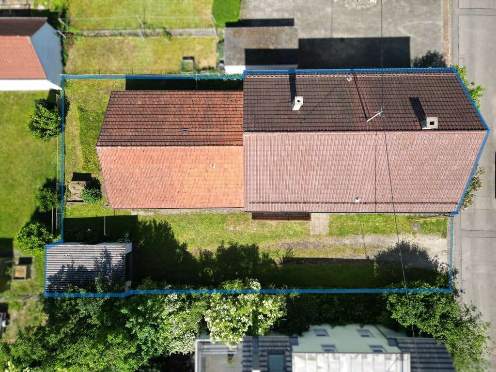 Immobilie in Mössingen - Ihr Wohnprojekt mit Gewerbechance – Zentral gelegenes Haus mit Garten und Scheune in Mössingen - Bild 2