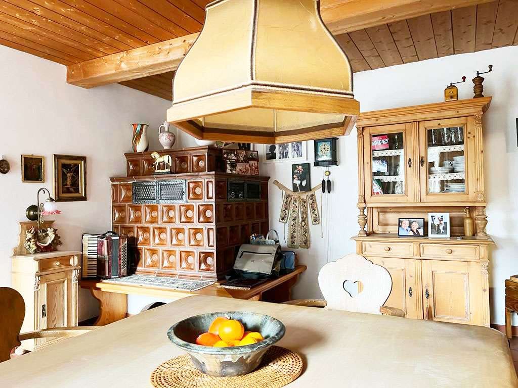 Immobilie in Kröning - Repräsentatives Einfamilienhaus mit viel Potential - Nähe Landshut - mit Glasfaser - Bild 1