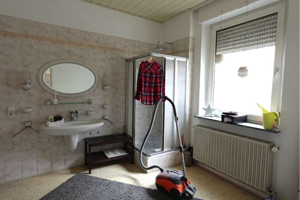 Immobilie in Hamm - 3-Familienhaus mit viel Potenzial und Garten - Bild 2