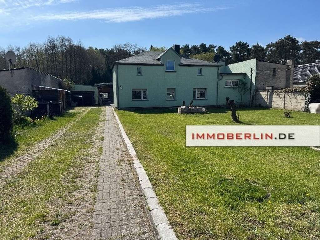 Immobilie in Schorfheide - IMMOBERLIN.DE - Sympathisches Haus mit Gestaltungspotenzial & Südgarten - Bild 0