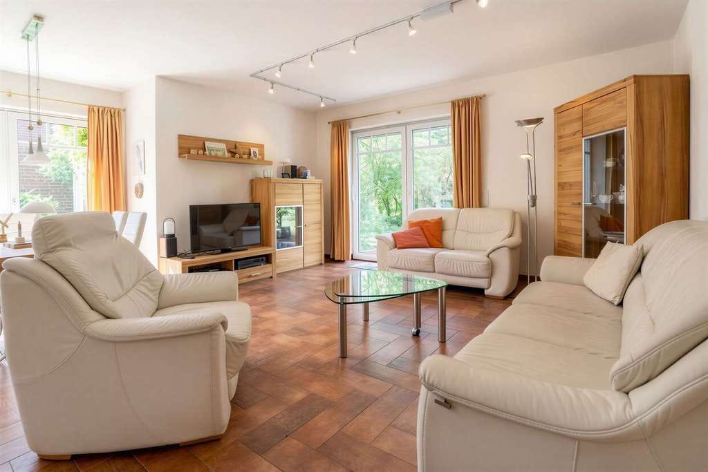 Immobilie in Norden - Sehr großzügiges 3-Giebel-Haus mit Einliegerwohnung - Bild 3