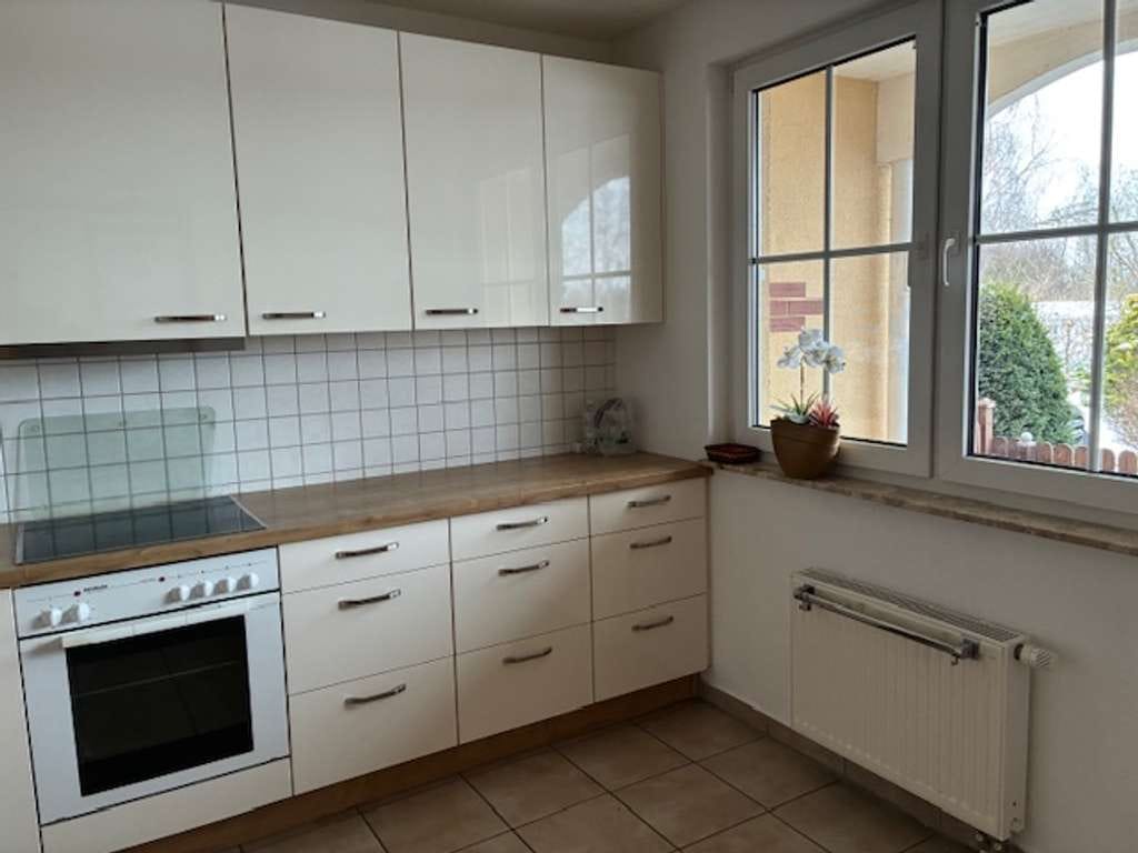 Immobilie in Stralendorf - Gepflegtes, barrierefreies Reihenmittelhaus im Bungalowstil mit Wintergarten und Doppelcarport - Bild 2